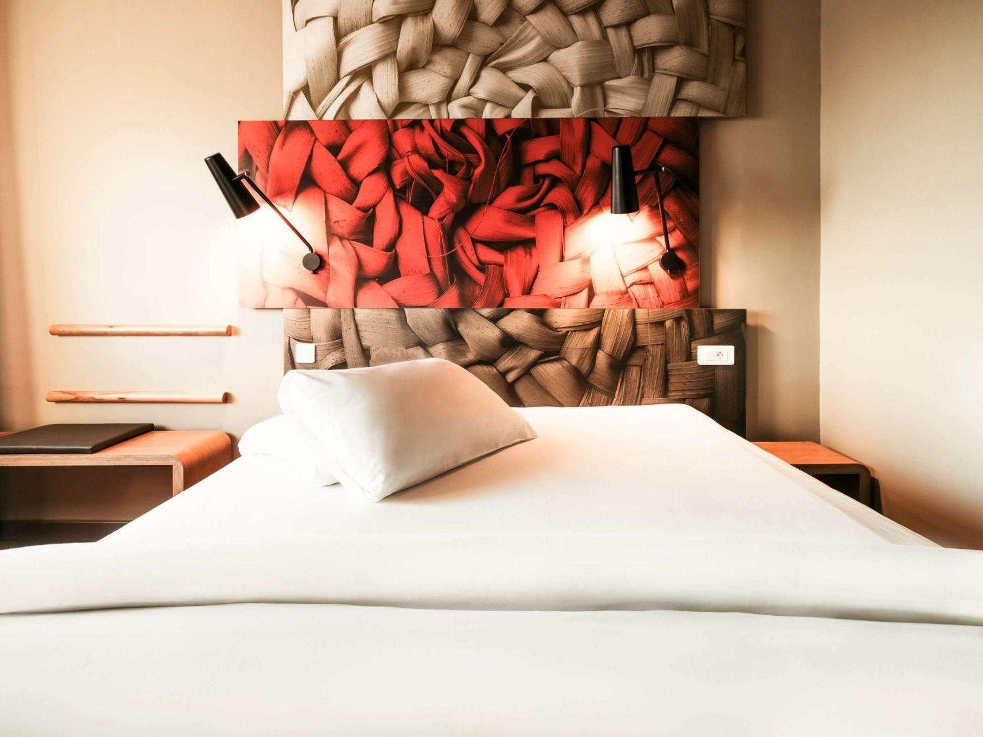 Hotel Ibis Center 3*